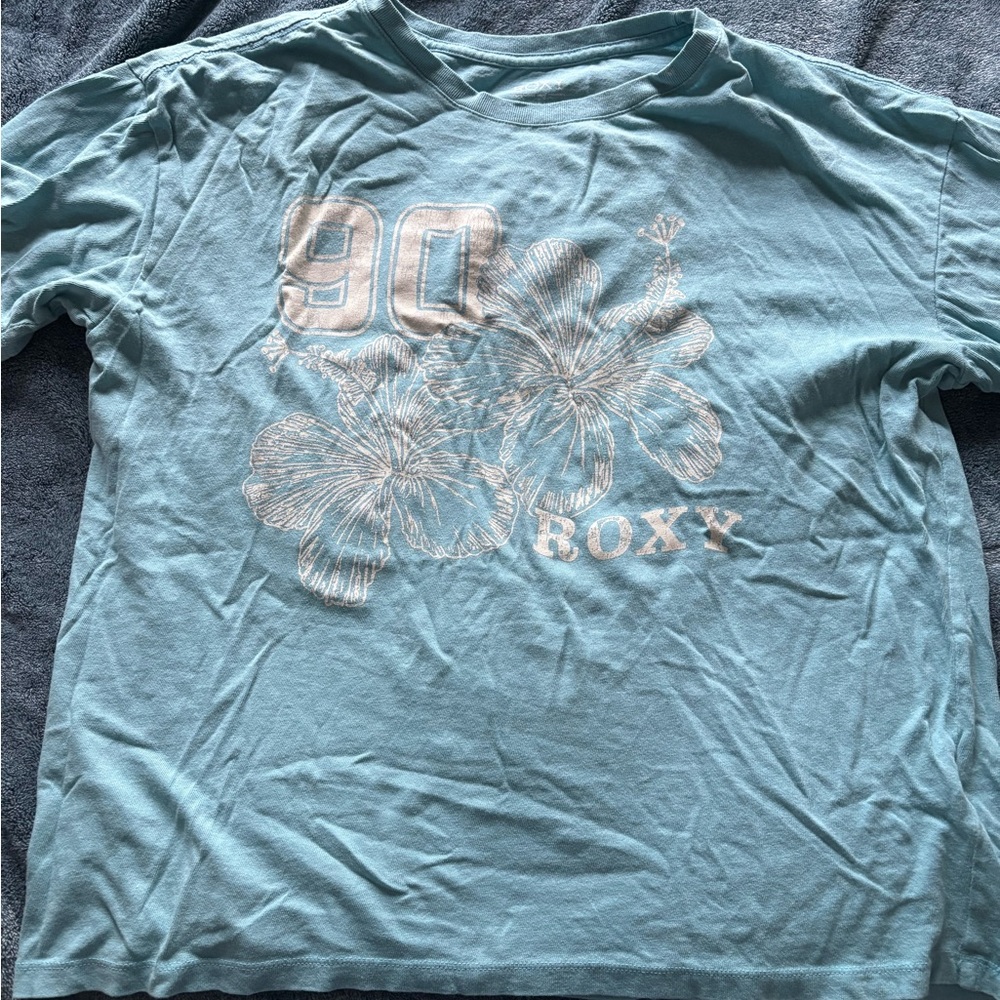 Women’s blue Roxy graphic tee